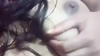 Indian Girl Gets Fingered And Masturbated In Homemade Video