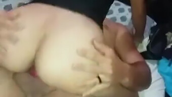 Seks Buatan Sendiri Dengan Jiran: Pussy Latina Mendapat Kenaikan