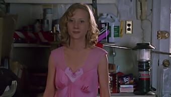 Anne Heche Em Lingerie Sexy Para A Cena De Donnie Brasco