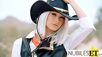 ตัวเล็ก Ashe รับ Jesse สําหรับการขี่สาธารณะใน Overwatch parody