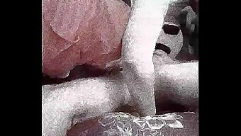 Blowjob Amatir Dengan Wanita Berbokong Besar Dengan Sarung Tangan Latex